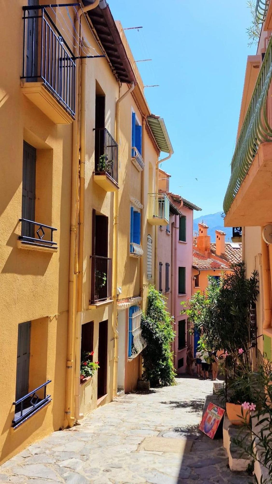 5Rbut1 - Maison Familiale Sur Deux Niveaux En Plein Coeur Du Centre Ville กูลิอูร์ ภายนอก รูปภาพ